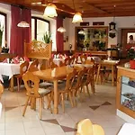 Hotel-gasthof Zum Oberen Wirt 3*