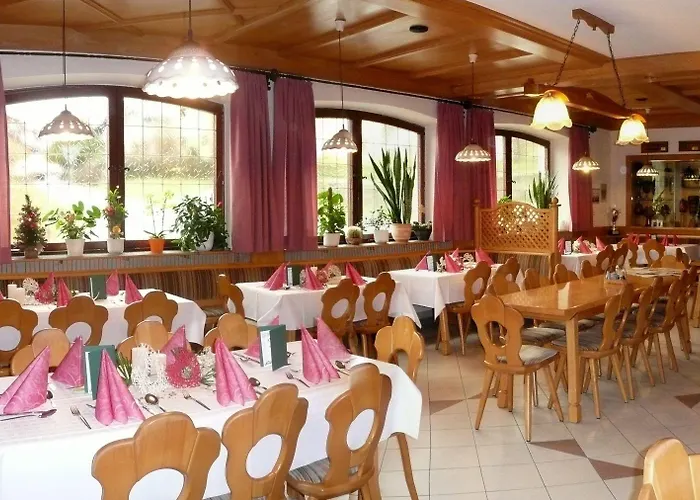 Hotel Hotel-gasthof Zum Oberen Wirt