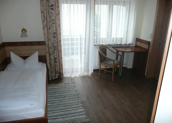 Hotel Hotel-gasthof Zum Oberen Wirt