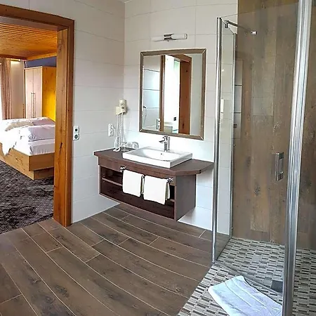 Hotel-gasthof Zum Oberen Wirt 3*