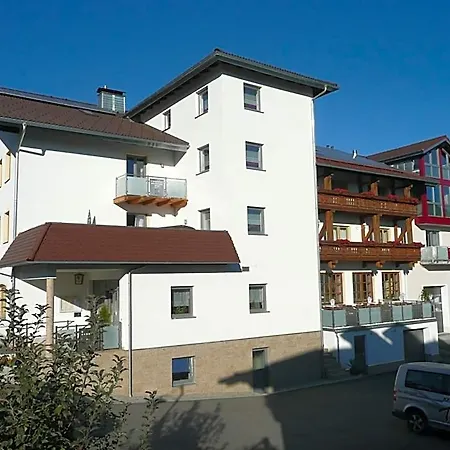 מלון Hotel-gasthof Zum Oberen Wirt