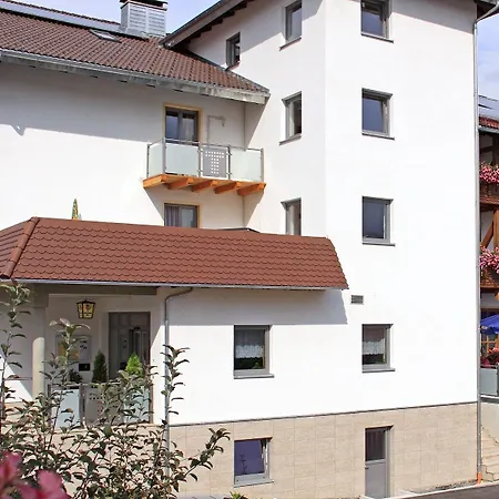 Hotel Hotel-gasthof Zum Oberen Wirt 3*