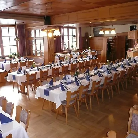 Hotel Hotel-gasthof Zum Oberen Wirt