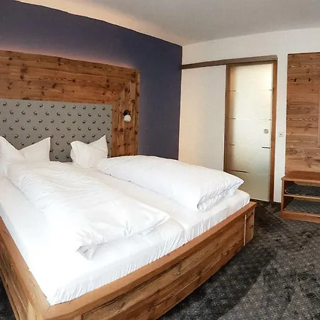 Hotell Hotel-gasthof Zum Oberen Wirt